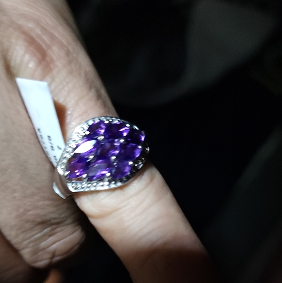 Brand new with tag. - Picture 4 of 4